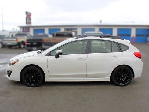 Used 2016 Subaru Impreza 2.0i Sport Premium AWD/4WD image 4