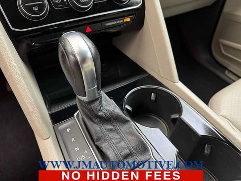 Used 2018 Volkswagen Atlas SEL AWD/4WD image 36