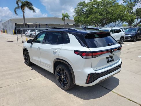 New 2026 Volkswagen Tiguan SE R-Line FWD image 6