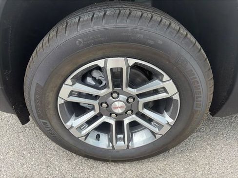 New 2027 GMC Terrain Elevation w/ LPO, Floor Liner Package FWD image 10