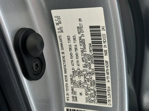 Used 2023 Toyota Tacoma SR AWD/4WD image 27