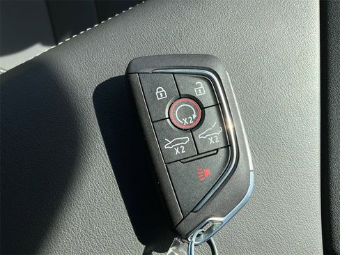 Used 2023 Chevrolet Corvette Stingray Preferred Cpe w/ 2LT image 30