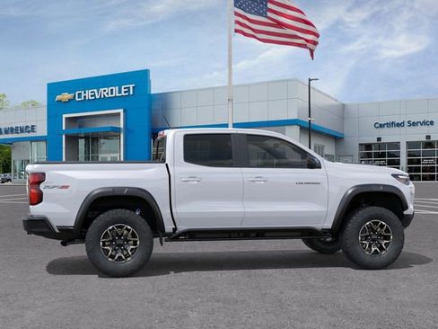 New 2026 Chevrolet Colorado ZR2 w/ Technology Package AWD/4WD image 5