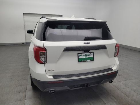 Used 2021 Ford Explorer XLT w/ Equipment Group 202A RWD image 6