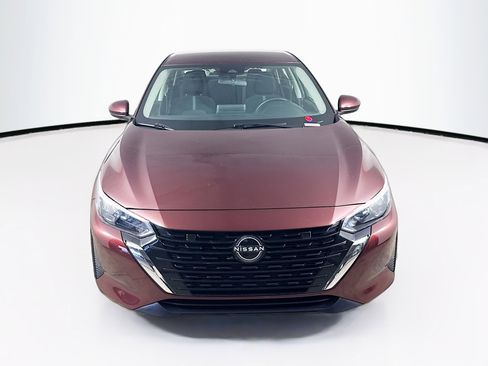 Used 2024 Nissan Sentra SV FWD image 3