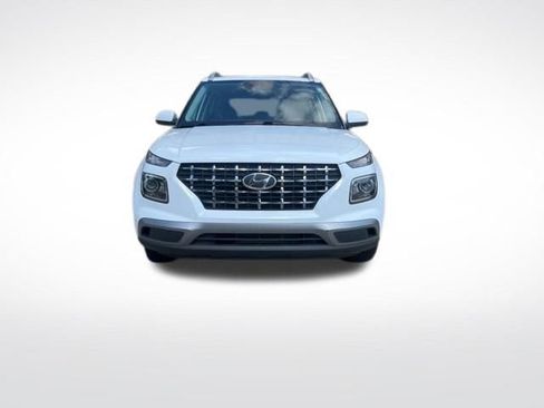 Used 2022 Hyundai Venue SEL FWD image 8