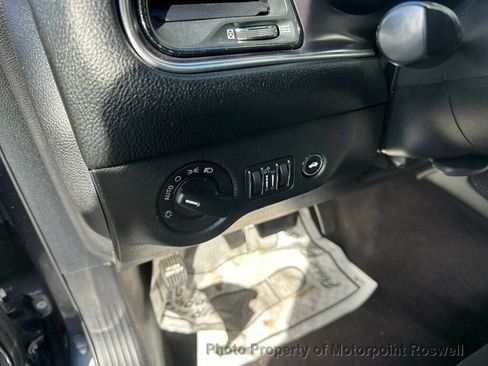 Used 2016 Dodge Challenger SXT image 11