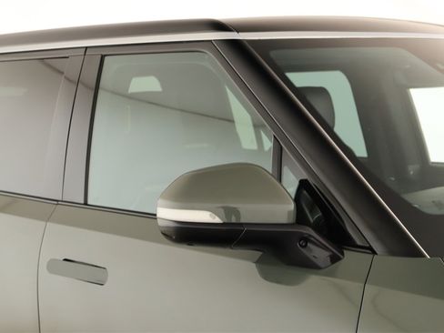 Used 2022 Rivian R1S Launch Edition image 36