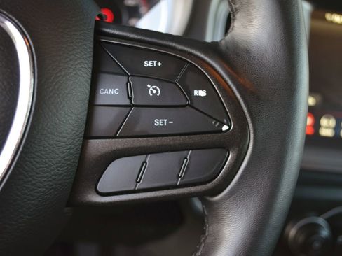 Used 2023 Dodge Charger SXT RWD image 14