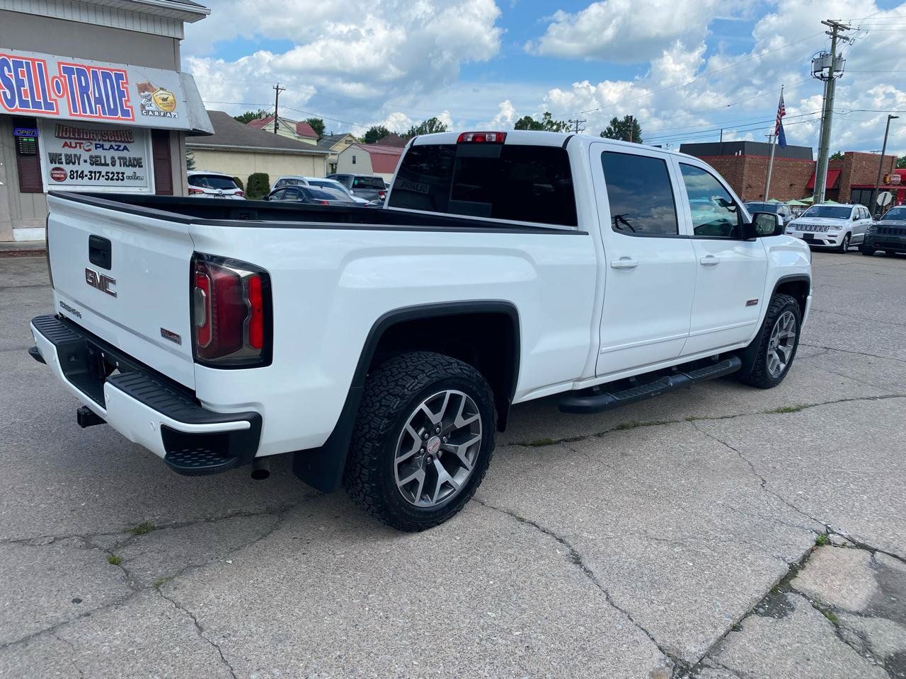 Used 2018 GMC Sierra 1500 SLT AWD/4WD image 8