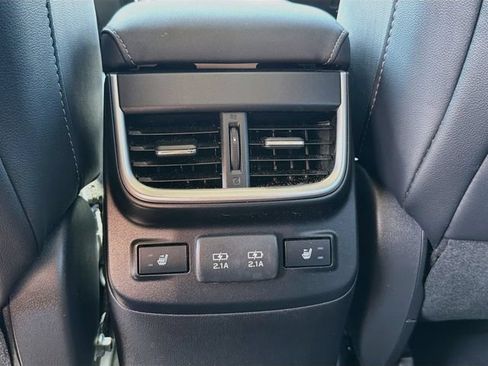 Used 2022 Subaru Outback Limited AWD/4WD image 24