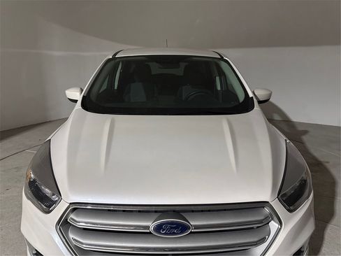 Used 2019 Ford Escape SE image 25