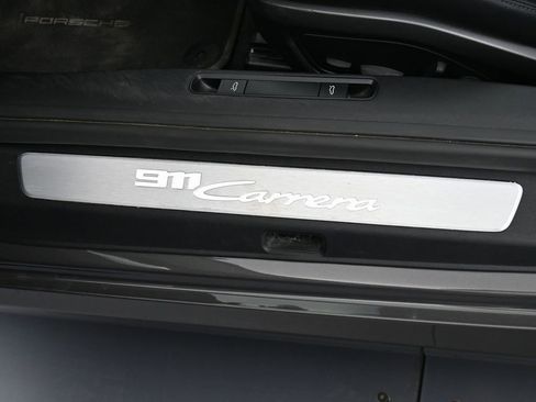 Certified 2023 Porsche 911 Carrera image 17
