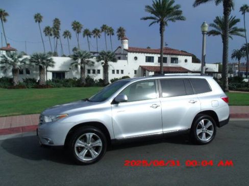 Used 2011 Toyota Highlander Limited image 19