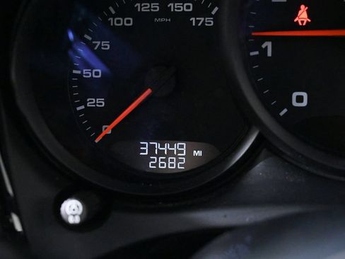 Certified 2021 Porsche Macan AWD/4WD image 14