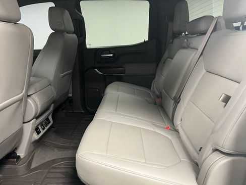 Used 2020 GMC Sierra 1500 SLT w/ X31 Off-Road Package AWD/4WD image 43