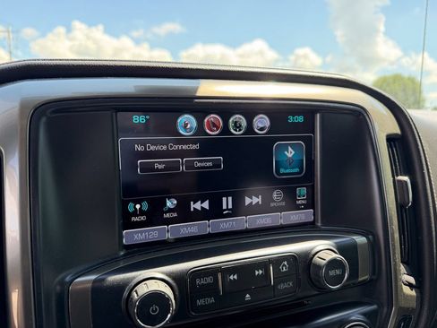 Used 2017 Chevrolet Silverado 1500 High Country AWD/4WD image 30