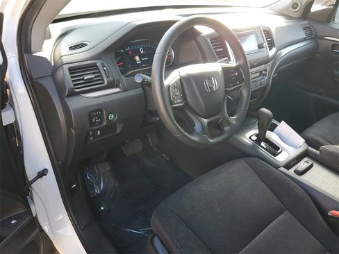 Used 2020 Honda Pilot LX image 16