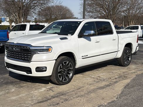 Used 2025 RAM 1500 Limited AWD/4WD image 4