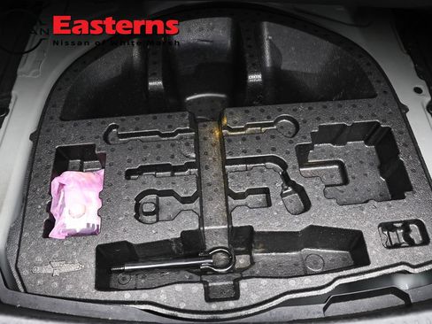 Used 2023 Toyota Corolla LE w/ Carpet Mat Package (TMS) FWD image 21