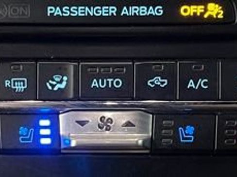 Used 2022 Ford F350 Lariat AWD/4WD image 34