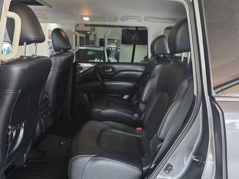 Used 2018 INFINITI QX80 4WD w/ Driver Assistance Package image 22