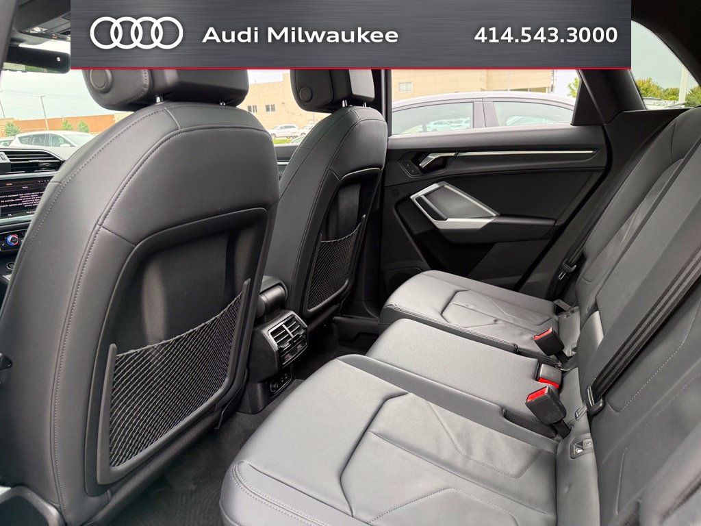 Used 2024 Audi Q3 2.0T Premium Plus AWD/4WD image 35