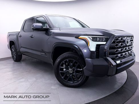 Used 2024 Toyota Tundra Platinum AWD/4WD image 1