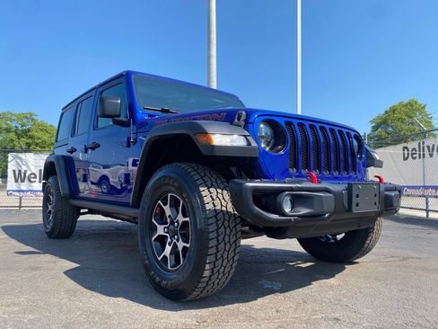Used 2018 Jeep Wrangler Unlimited Rubicon w/ Dual Top Group AWD/4WD image 31