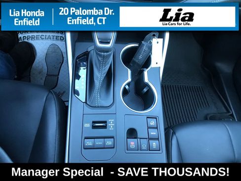 Used 2023 Toyota Highlander XLE image 20