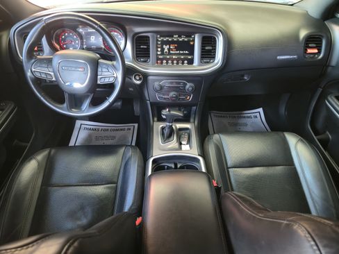 Used 2022 Dodge Charger SXT w/ Plus Group RWD image 33