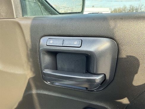 Used 2018 Chevrolet Silverado 1500 W/T image 22