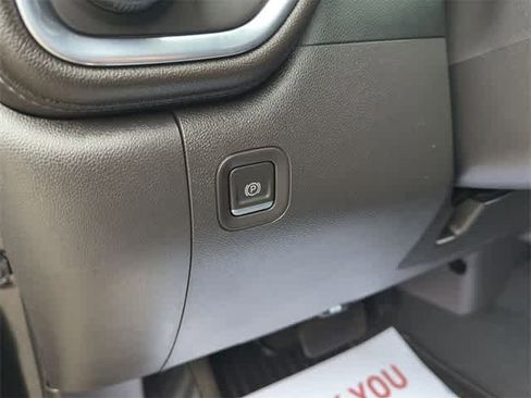 Used 2022 Chevrolet Silverado 1500 LT image 33