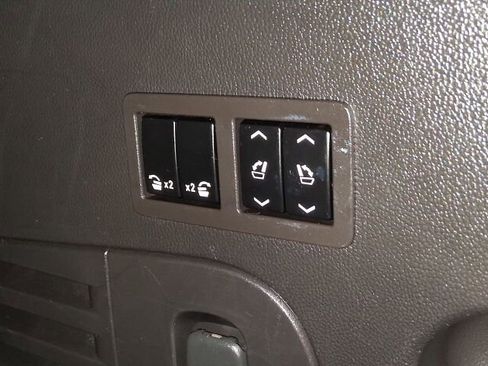 Used 2017 GMC Yukon SLT image 26