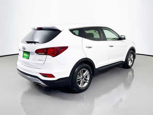 Used 2017 Hyundai Santa Fe Sport image 10