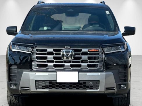 New 2026 Honda Pilot TrailSport image 8