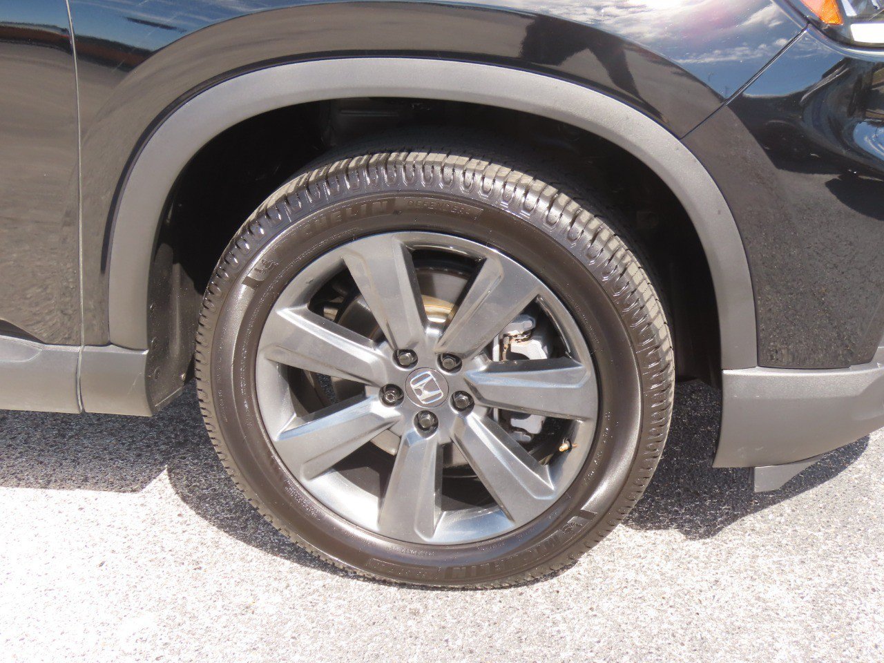Used 2023 Honda Pilot Sport image 9