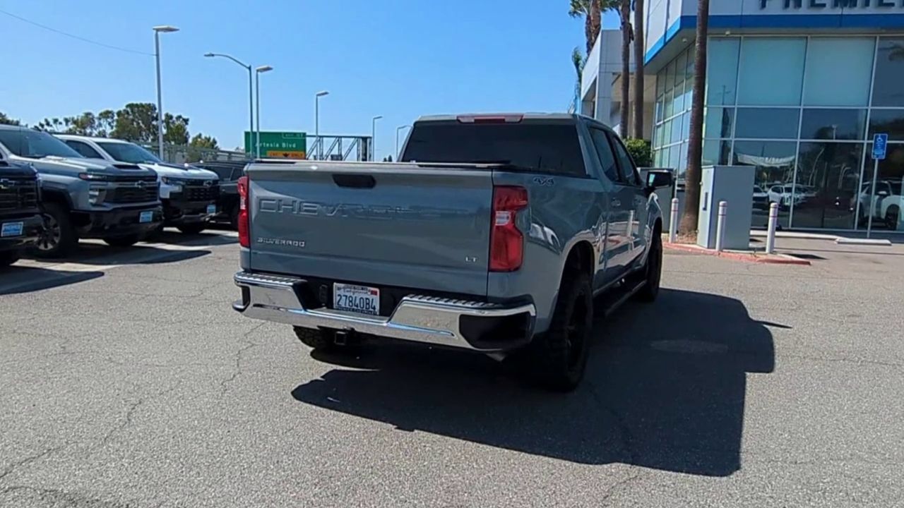 Used 2024 Chevrolet Silverado 1500 LT AWD/4WD image 7