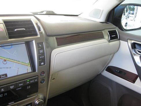 Used 2015 Lexus GX 460 w/ Premium Package AWD/4WD image 21