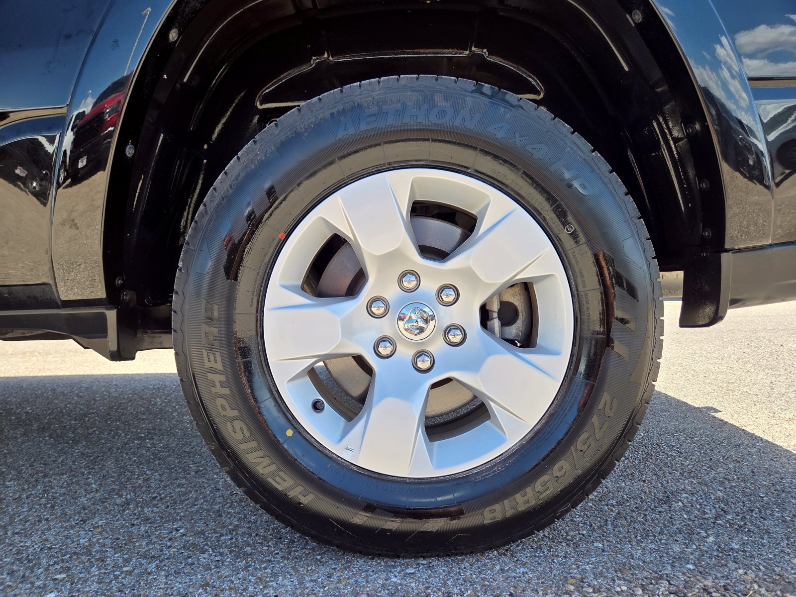 Used 2025 RAM 1500 Big Horn AWD/4WD image 11