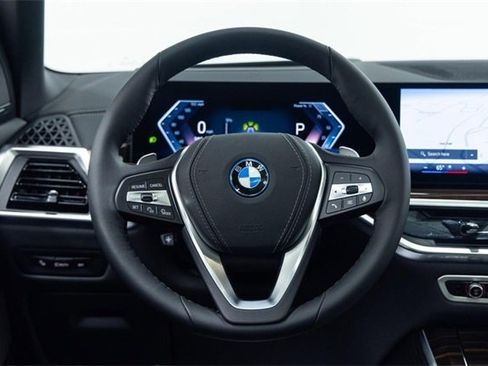 New 2026 BMW X5 xDrive50e w/ Climate Comfort Package image 20
