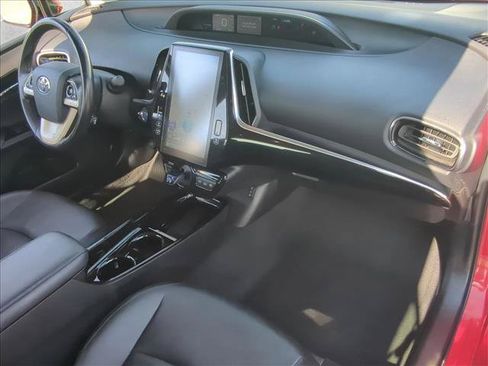 Used 2019 Toyota Prius Prime Premium FWD image 21