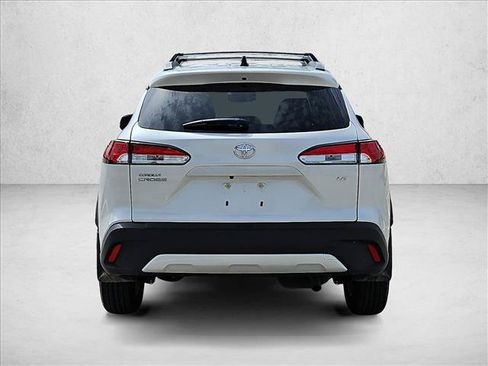 Certified 2025 Toyota Corolla Cross LE FWD image 7
