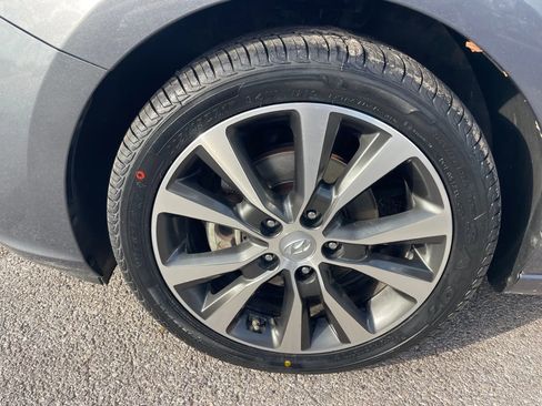 Used 2019 Hyundai Elantra GT FWD image 11