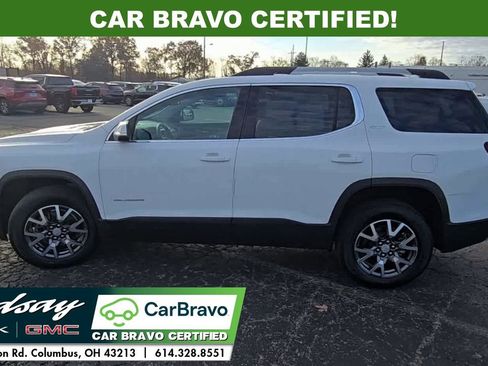 Certified 2023 GMC Acadia SLT w/ Preferred Package image 5