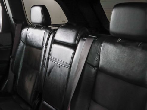 Used 2022 Jeep Grand Cherokee Laredo X RWD image 24