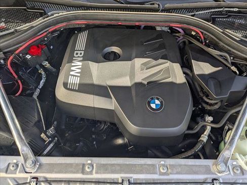 Used 2025 BMW X3 xDrive30i w/ Premium Package image 23