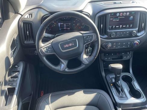 Used 2017 GMC Canyon SLE w/ All Terrain Package AWD/4WD image 13