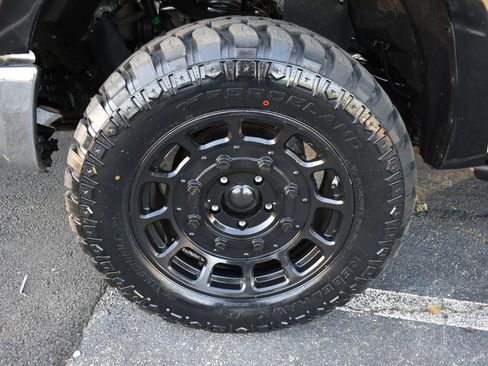 Used 2018 Toyota Tundra 1794 Edition AWD/4WD image 31