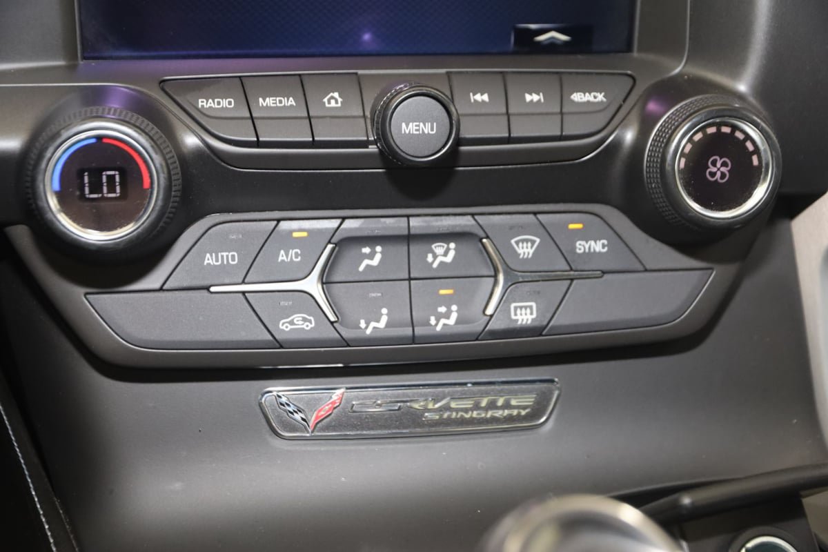 Used 2016 Chevrolet Corvette Stingray Coupe RWD image 39